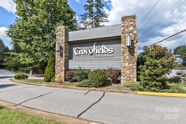 503 Crowfields Ln, Asheville, NC 28803 - view of community sign