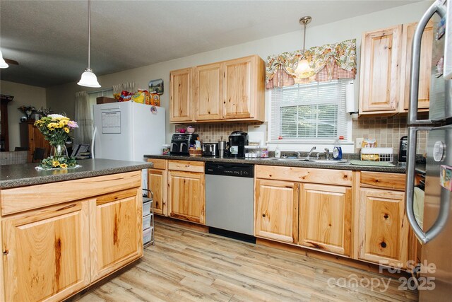 98 Long St, Marion, NC 28752 - photo 23
