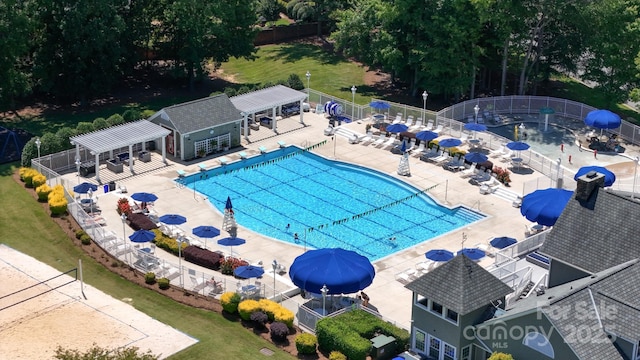 15811 Burlingame Dr, Huntersville, NC 28078 - view of community pool