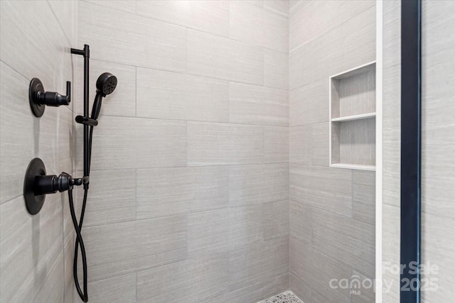5526 Brookwood Ln, Hickory, NC 28602 - bathroom view of a tile shower