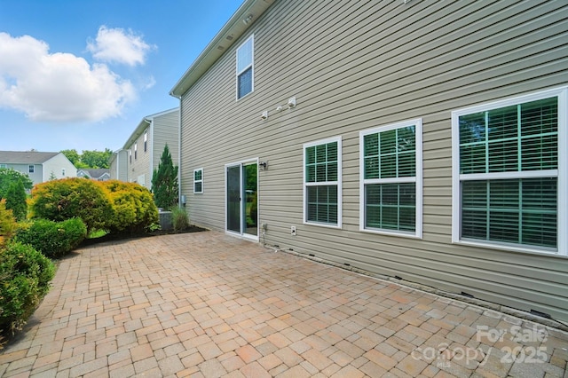 8115 Kelburn Ln, Charlotte, NC 28273 - view of patio / terrace