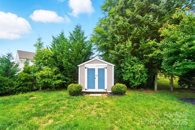 8115 Kelburn Ln, Charlotte, NC 28273 - view of shed