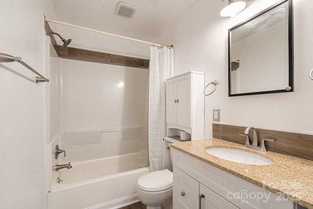 115 E Catawba St, Morganton, NC 28655 - full bath featuring shower / bath combo and vanity