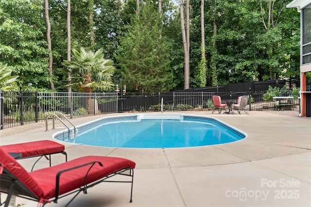 1912 Dawnhurst Ln, York, SC 29745 - community pool with a patio area and view of wooded area