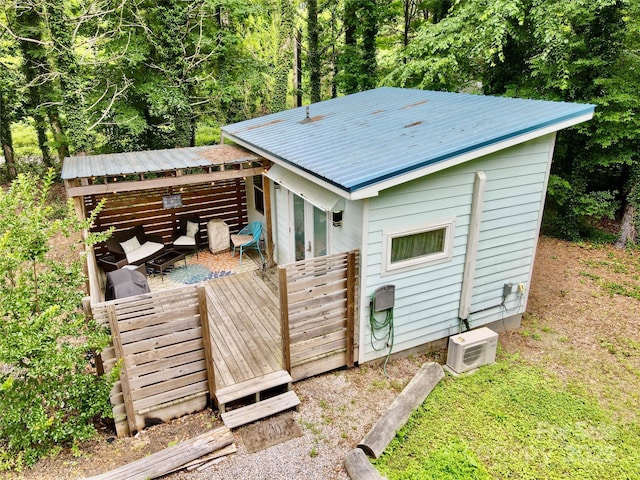 401 Church St, Warrenton, NC 27589 - view of outdoor structure with a wooded view
