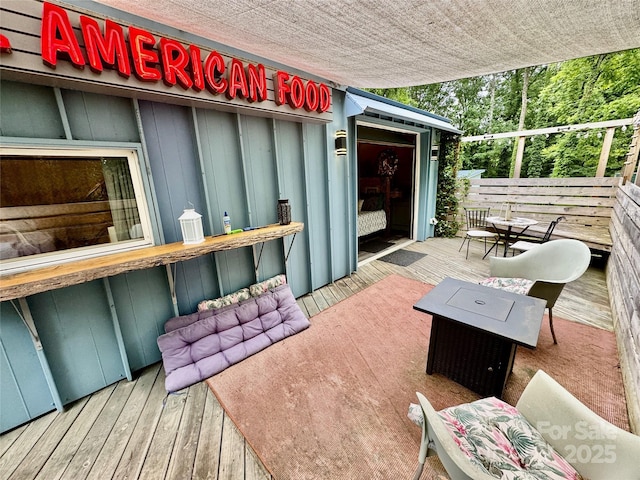 401 Church St, Warrenton, NC 27589 - view of deck