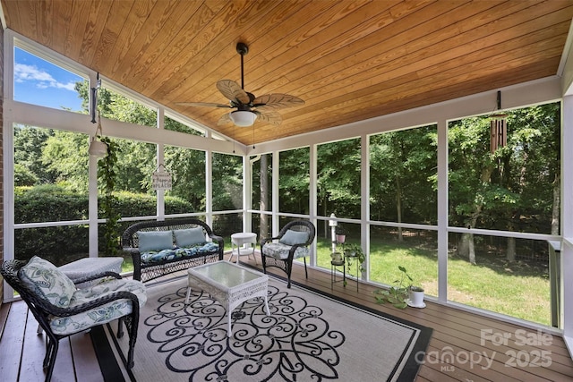 12644 Lahinch Ct, Charlotte, NC 28277 - sunroom with ceiling fan, outdoor lounge area, and vaulted ceiling