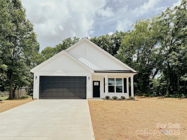 118 3rd Ave NW, Conover, NC 28613 - photo 1