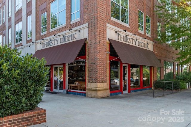 5 Farleigh St Unit 303, Asheville, NC 28803 - view of building exterior