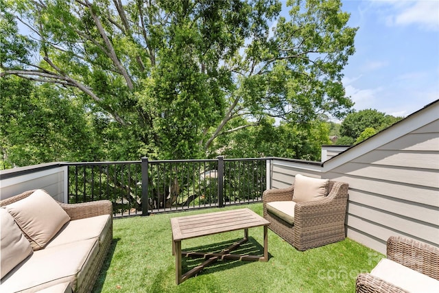 318 N Dotger Ave, Charlotte, NC 28204 - view of grassy yard featuring a balcony