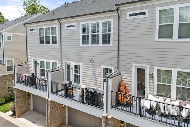 318 N Dotger Ave, Charlotte, NC 28204 - rear view of property with a balcony