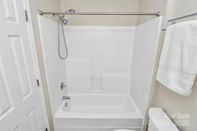 4263 Melrose Club Dr, Matthews, NC 28105 - full bathroom featuring toilet and bathing tub / shower combination