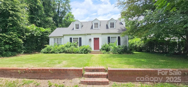 600 College Ave, Rock Hill, SC 29730 - cape cod-style house featuring a front lawn and roof with shingles