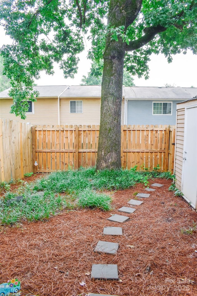 7526 Holly Grove Ct, Charlotte, NC 28227 - photo 37