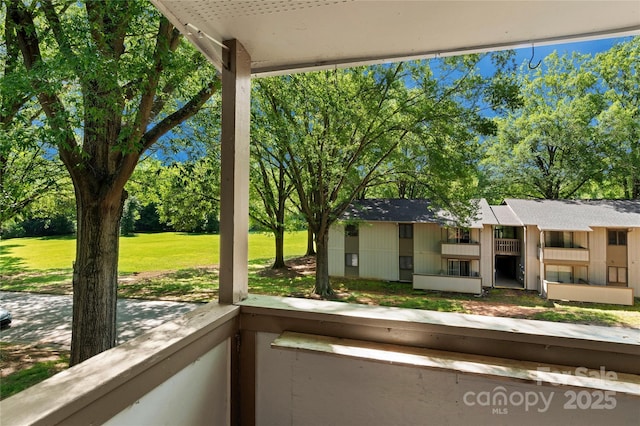 2205 Sunderland Rd Unit 129D, Winston Salem, NC 27103 - view of balcony