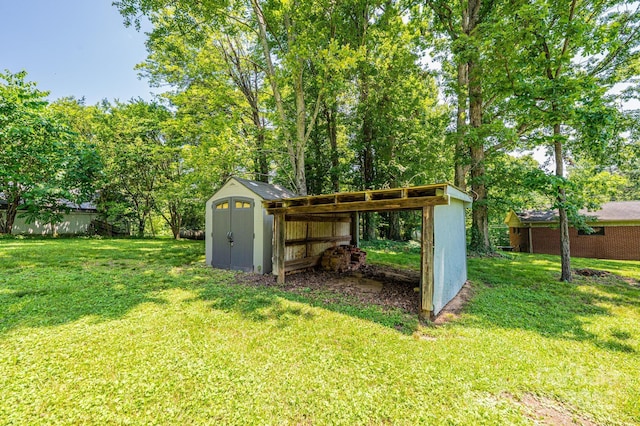 4783 Calico Rd, Lenoir, NC 28645 - view of green lawn