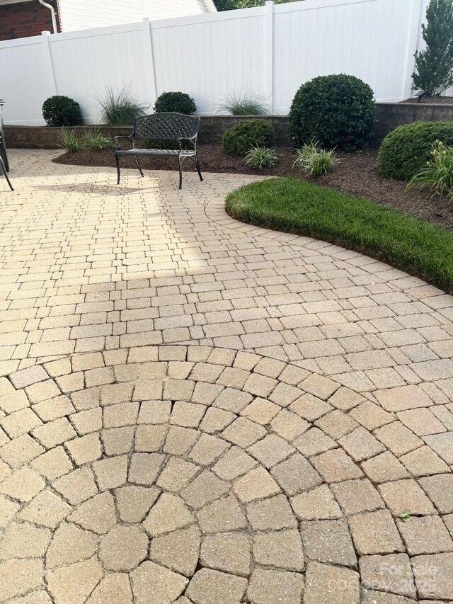 2300 Wednesbury Ct, Kannapolis, NC 28083 - view of patio