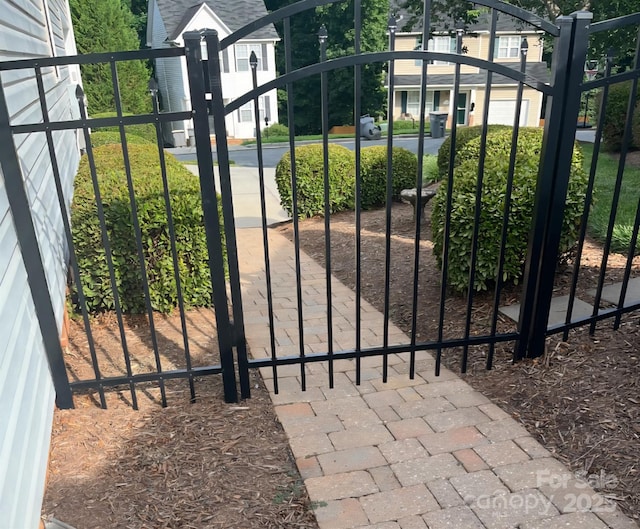 2300 Wednesbury Ct, Kannapolis, NC 28083 - view of gate