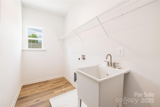 4226 Acorn St, Charlotte, NC 28205 - washroom with washer hookup, light wood-style floors, and electric dryer hookup