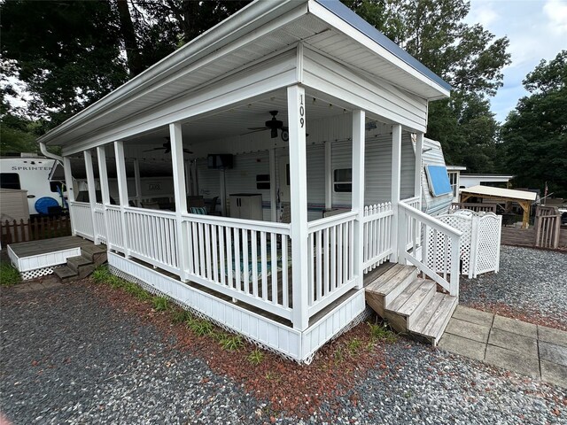 109 Pine St, New London, NC 28127 - photo 19