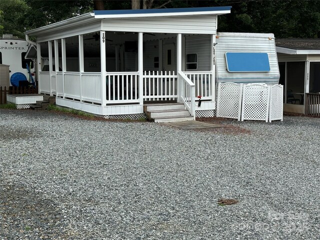 109 Pine St, New London, NC 28127 - photo 26