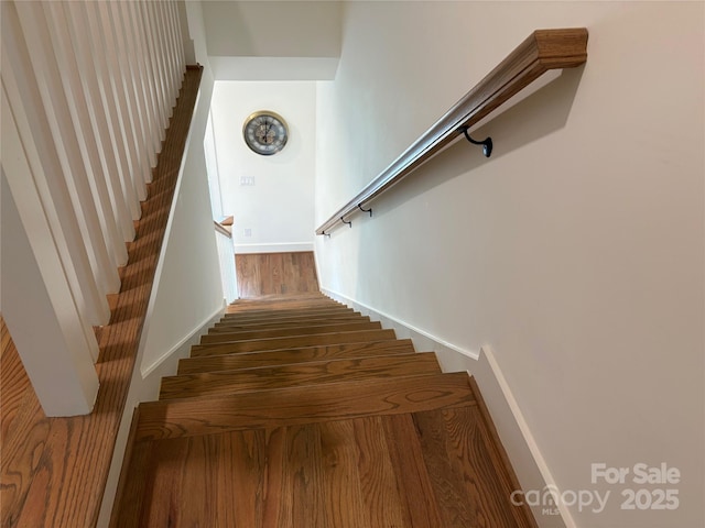 3026 Kalex Ct, Charlotte, NC 28204 - stairway featuring wood finished floors and baseboards