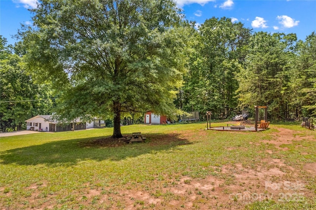 2229 Old Wilkesboro Rd, Statesville, NC 28625 - view of green lawn