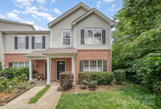 3561 Calpella Ct, Charlotte, NC 28262 - photo 1