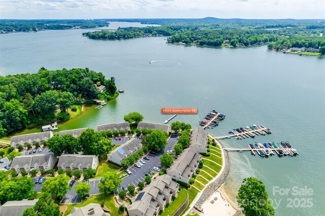14053 Queens Harbor Rd, Charlotte, NC 28278 - aerial view of a nearby body of water