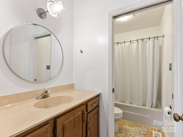 305 Piney Mountain Dr Unit B3, Asheville, NC 28805 - bathroom with vanity, shower / bath combination with curtain, and tile patterned flooring