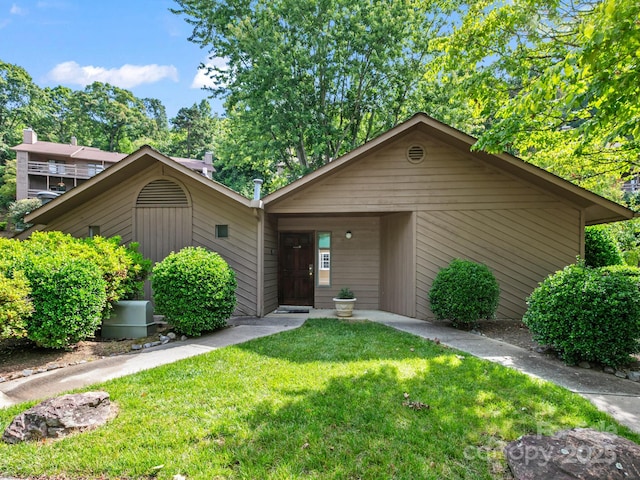 305 Piney Mountain Dr Unit B3, Asheville, NC 28805 - mid-century inspired home featuring a front yard