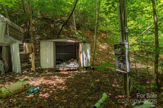 152 Bear Rock Rd, Hendersonville, NC 28739