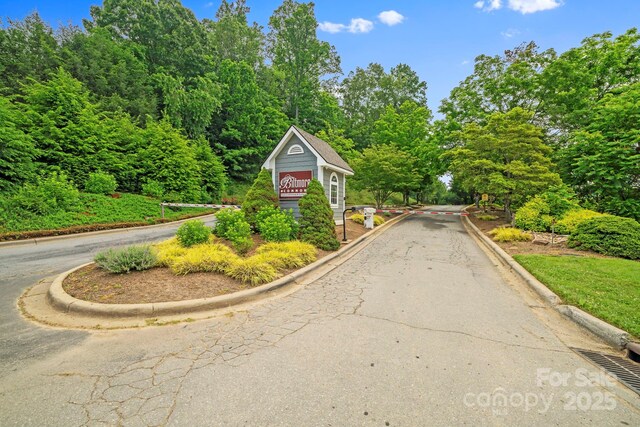702 Woodlea Ct, Asheville, NC 28806 - photo 36