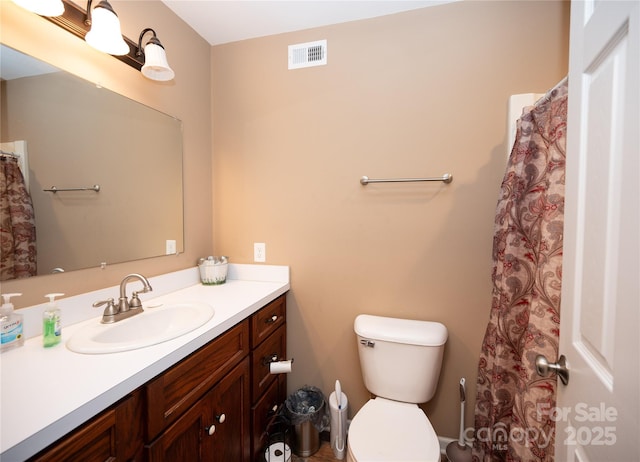 3330 Clinzo Feemster Rd, Hickory Grove, SC 29717 - full bath with vanity and curtained shower