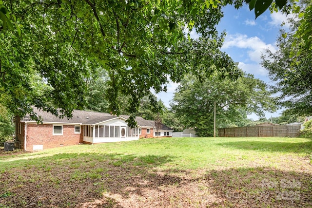 1925 Montclair Ave, Gastonia, NC 28054 - view of yard with a sunroom