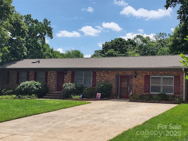 2104 Farmbrook Dr, Statesville, NC 28625 - photo 5