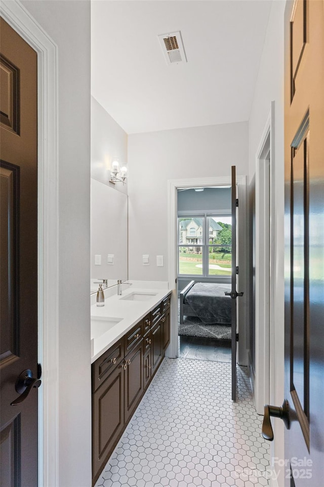 1032 Spyglass Ln, Waxhaw, NC 28173 - ensuite bathroom featuring double vanity
