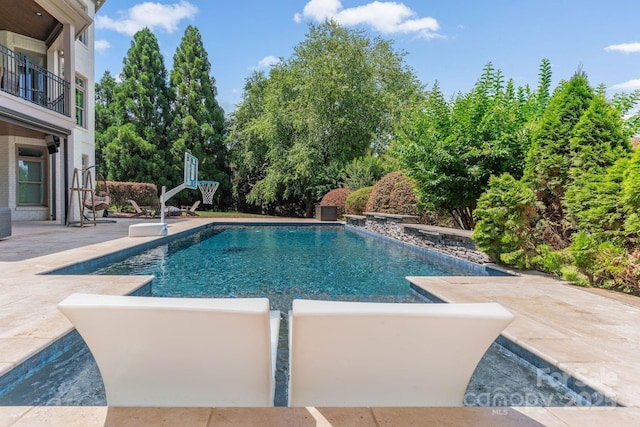 1032 Spyglass Ln, Waxhaw, NC 28173 - swimming pool with a patio area