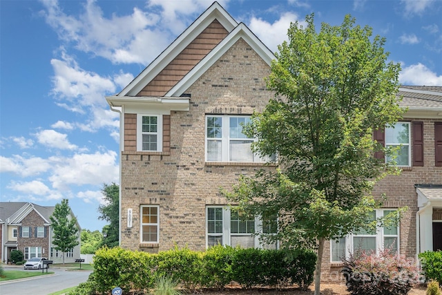 9001 Lanark Ln, Fort Mill, SC 29707 - photo 1