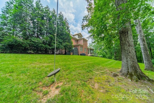 2004 Viscount Dr, Matthews, NC 28104 - view of grassy yard
