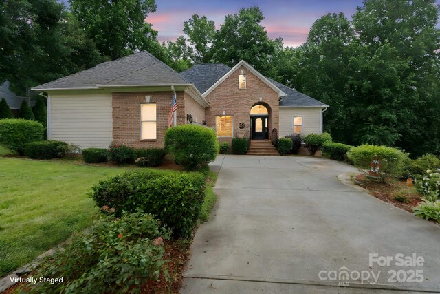 172 Hunters Hill Dr, Statesville, NC 28677 - photo 2