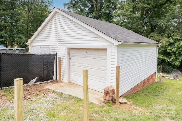 810 Maplewood Ave, Kannapolis, NC 28081 - view of detached garage
