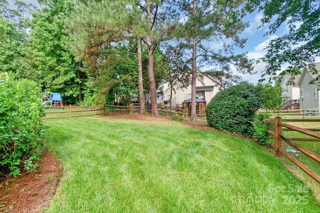 2619 Merion Hills Ct, Charlotte, NC 28269 - view of fenced backyard
