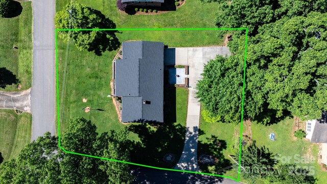135 Burton Hills Cir, Gastonia, NC 28054 - aerial view of property's location featuring property boundaries highlighted