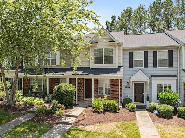 12516 Hennigan Place Ln, Charlotte, NC 28214 - multi unit property featuring brick siding and roof with shingles