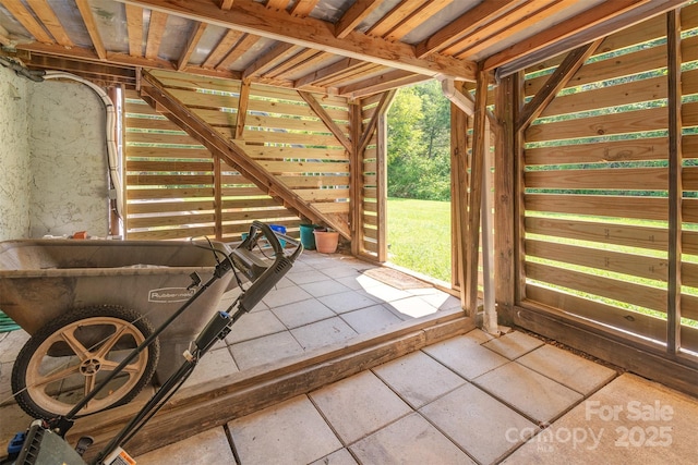 76 Woodland Hills Rd, Asheville, NC 28804 - interior space