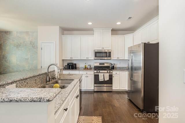 1825 Evergreen Dr, Charlotte, NC 28208 - photo 11
