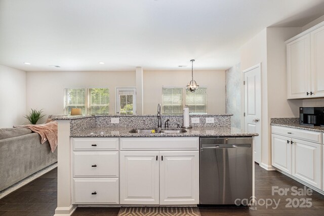 1825 Evergreen Dr, Charlotte, NC 28208 - photo 13