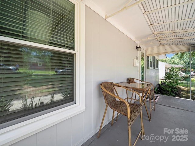 427 E 12th Ave, Gastonia, NC 28054 - view of balcony