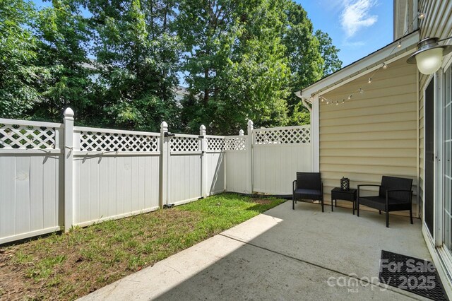 529 River Park Rd, Belmont, NC 28012 - fenced backyard featuring a patio area